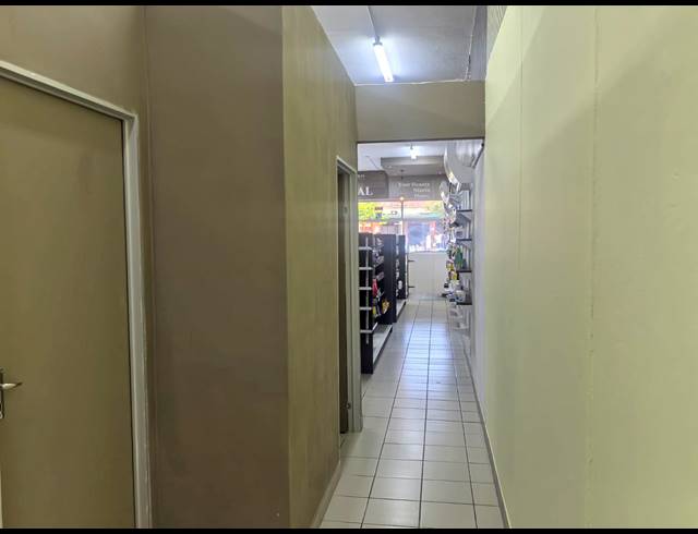 1,300M² BUILDING FOR SALE IN PRETORIA CENTRAL
